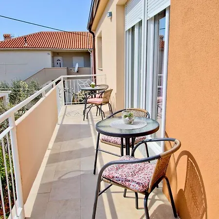 Апартаменты Kris